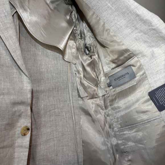 Slim Fit Tropical Beige Pure Linen Suit 40R Jacket 32/32 Pants | StudioSuits - Picture 11 of 16